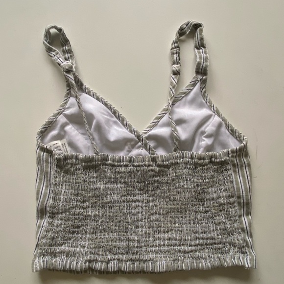 Green Stripper Crop top by Hollister - Picture 2 of 4